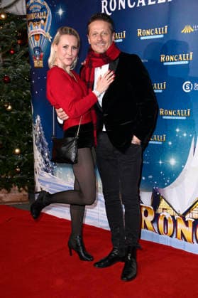 Franziska Hippe and Roman Knizka at the premiere of the 21 Original Roncalli Weihnachtscircus 2025 at the Tempodrom Berlin, 19 12 2025 Foto:xN.xKubelkax xFuturexImagex roncalli_5348