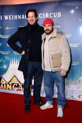 Thomas Heinze and Edin Hasanovic at the premiere of the 21 Original Roncalli Weihnachtscircus 2025 at the Tempodrom Berlin, 19 12 2025 Foto:xN.xKubelkax xFuturexImagex roncalli_5360