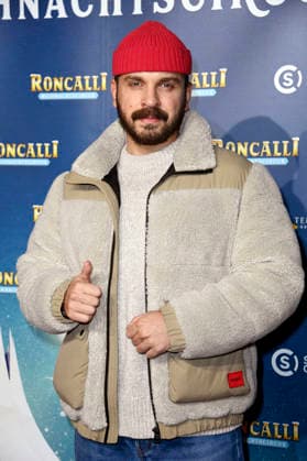 Edin Hasanovic at the premiere of the 21 Original Roncalli Weihnachtscircus 2025 at the Tempodrom Berlin, 19 12 2025 Foto:xN.xKubelkax xFuturexImagex roncalli_5361