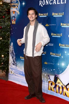 Tim Oliver Schultz at the premiere of the 21 Original Roncalli Weihnachtscircus 2025 at the Tempodrom Berlin, 19 12 2025 Foto:xN.xKubelkax xFuturexImagex roncalli_5366
