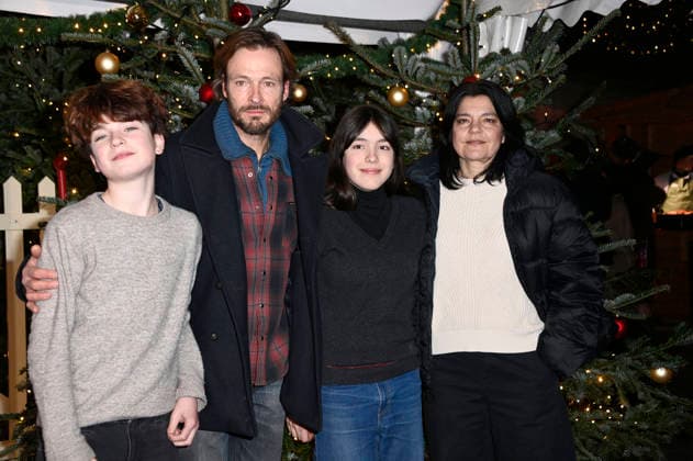 Andreas Pietschmann and Jasmin Tabatabai with their children Johan Anton Pietschmann and Helena Leila Pietschmann at the premiere of the 21 Original Roncalli Weihnachtscircus 2025 at the Tempodrom Berlin, 19 12 2025 Foto:xN.xKubelkax xFuturexImagex roncalli_5375