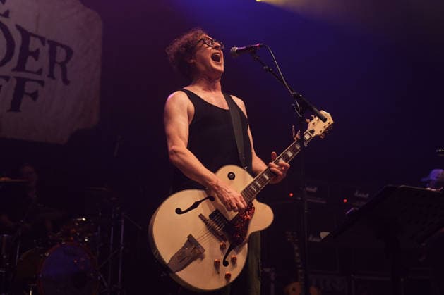 The Wonder Stuff performing at Shepherd™s Bush Empire LONDON, ENGLAND - DECEMBER 19: Miles Hunt of ™The Wonder Stuff™ performing at Shepherd™s Bush Empire on December 19, 2025 in London, England. CAP MAR MAR Great Britain Copyright: xMartinxHarris CapitalxPicturesx