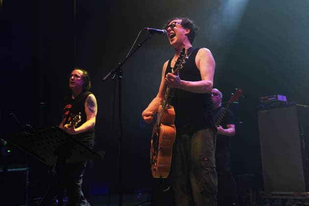 The Wonder Stuff performing at Shepherd™s Bush Empire LONDON, ENGLAND - DECEMBER 19: Mark Thwaite and Miles Hunt of ™The Wonder Stuff™ performing at Shepherd™s Bush Empire on December 19, 2025 in London, England. CAP MAR MAR Great Britain Copyright: xMartinxHarris CapitalxPicturesx