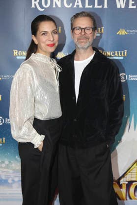 Theresa Kronthaler and Matthias Matschke at the premiere of the 21 Original Roncalli Weihnachtscircus 2025 at the Tempodrom Berlin, 19 12 2025 Foto:xAgenturxWehnertx xGränzdörferx xFuturexImagex roncalli_5400