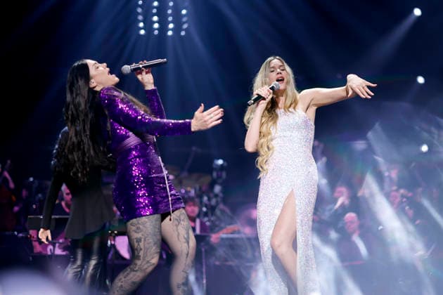 Singer Vanessa Amorosi and singer Joss Stone live at the 40 Night of the Proms 2025 in the Lanxess Arena Cologne, 19 12 2025 NRW Germany Copyright: xChristophxHardtx