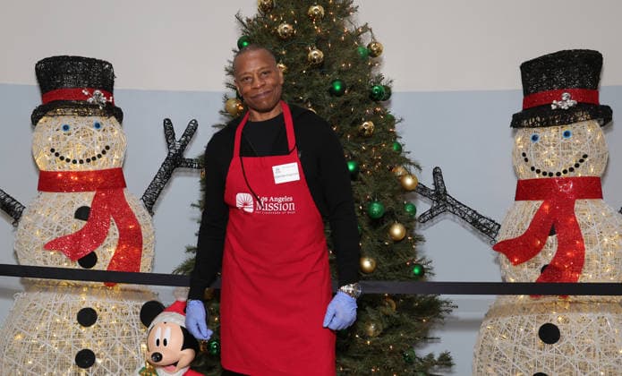 19 December 2025 - Los Angeles, California - Sherman Augustus. Hope The Mission And Los Angeles Mission Host Annual Christmas Celebration On Skid Row held at Los Angeles Mission in Los Angeles. Los Angeles USA - ZUMAa123 20251219_zaa_a123_152 Copyright: xADx