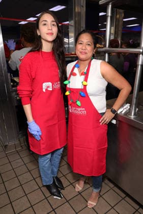 19 December 2025 - Los Angeles, California - Caylee Cowan, L.A. City Councilwoman Ysabel Jurado. Hope The Mission And Los Angeles Mission Host Annual Christmas Celebration On Skid Row held at Los Angeles Mission in Los Angeles. Los Angeles USA - ZUMAa123 20251219_zaa_a123_162 Copyright: xADx