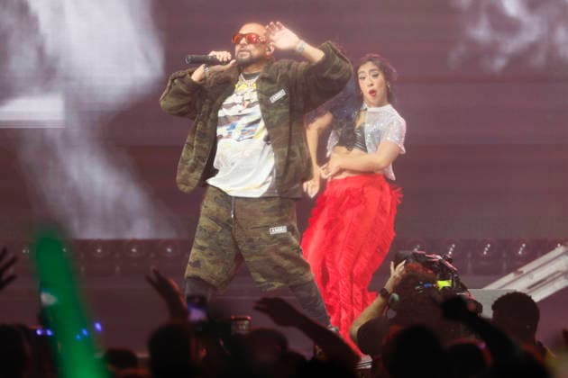 Sean Paul performs at the Y100 s iHeartRadio Jingle Ball 2025 show at the Kaseya Center in Miami, Florida, on Saturday, December 20, 2025.  MIA20251220131 GARYxIxROTHSTEIN