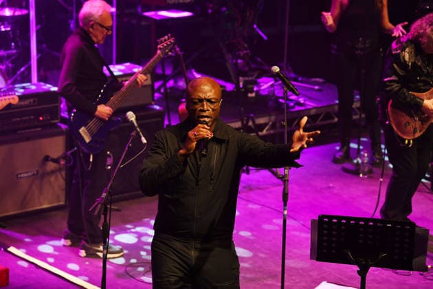 Trevor Horn and his Band performing at Shepherd™s Bush Empire LONDON, ENGLAND - DECEMBER 20: Seal on stage with ™Trevor Horn and his Band™ performing at Shepherd™s Bush Empire on December 20, 2025 in London, England. CAP MAR MAR Great Britain Copyright: xMartinxHarris CapitalxPicturesx