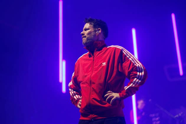 Singer Johannes Strate from the band Revolverheld at a concert as part of their tour at the Palladium Cologne, 21 12 2025 NRW Germany Copyright: xChristophxHardtx