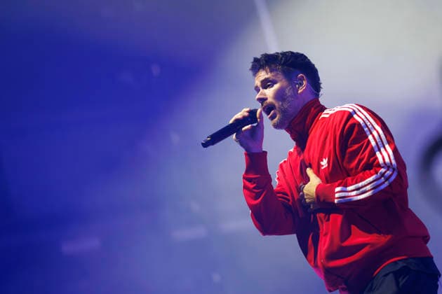 Singer Johannes Strate from the band Revolverheld at a concert as part of their tour at the Palladium Cologne, 21 12 2025 NRW Germany Copyright: xChristophxHardtx