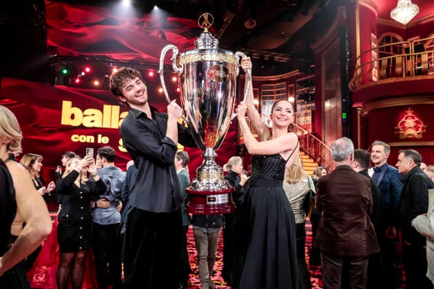 December 21, 2025, Rome, Rome, Italy: Dancing with the Stars television show, the finale. Pictured is Andrea Delogu and Nikita Perotti, the winners. Rome, Italy 20 December 2025 Rome Italy  - ZUMAa289 20251221_zia_a289_009 Copyright: xCristianoxMinichiellox