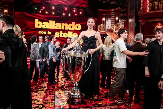 December 21, 2025, Rome, Rome, Italy: Dancing with the Stars television show, the finale. Pictured is Andrea Delogu and Nikita Perotti, the winners. Rome, Italy 20 December 2025 Rome Italy  - ZUMAa289 20251221_zia_a289_015 Copyright: xCristianoxMinichiellox