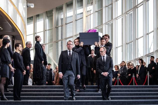 AMSTERDAM The coffin is carried out at the farewell ceremony for Hans van Manen at the Dutch National Opera & Ballet. Choreographer Van Manen has passed away at the age of 93. ANP DINGENA MOL netherlands out - belgium out  Copyright: xx x545585465x originalFilename: 545585465.jpg