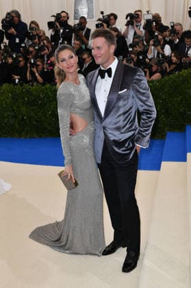 2017 MET Museum Costume Institute Benefit Gala NEW YORK, USA - MAY 01 : Co-Chairperson Gisele Bundchen (L) and Tom Brady (R) attend the Rei Kawakubo Comme des Garcons: Art Of The In-Between Costume Institute Gala 2017 at Metropolitan Museum of Art in New York, United States on May 01, 2017. New York United States. Editorial use only. Please get in touch for any other usage.  Copyright: x2025xAnadoluxPhilipxRockx