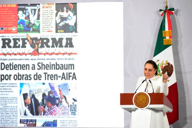 Mexican President Claudia Sheinbaum Pardo speaks during a press conference at the National Palace. on December 22, 2025, in Mexico City, Mexico. Mexico City Mexico - ZUMAe321 20251222_zia_e321_003 Copyright: xLuisxBarronx