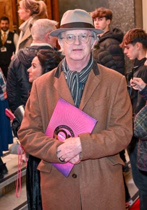 Sleeping Beauty, Arrivals, London, UK. 22 December 2025 London, UK, 22 December 2025. Paul Merton attends Sleeping Beauty at The London Palladium, London, UK., Credit:Lee Floyd Avalon UK, London, The London Palladium Copyright: xLeexFloydx xAvalonx 1061167745