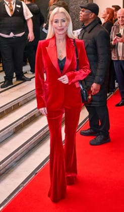 Sleeping Beauty, Arrivals, London, UK. 22 December 2025 London, UK, 22 December 2025. Denise Van Outen attends Sleeping Beauty at The London Palladium, London, UK., Credit:Lee Floyd Avalon UK, London, The London Palladium Copyright: xLeexFloydx xAvalonx 1061167914
