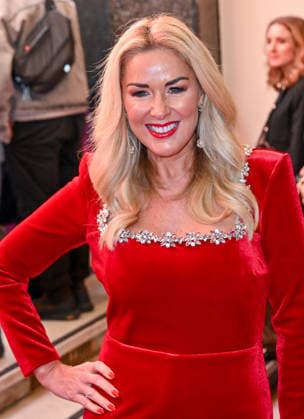 Sleeping Beauty, Arrivals, London, UK. 22 December 2025 London, UK, 22 December 2025. Claire Sweeney attends Sleeping Beauty at The London Palladium, London, UK., Credit:Lee Floyd Avalon UK, London, The London Palladium Copyright: xLeexFloydx xAvalonx 1061168484