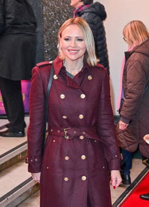 Sleeping Beauty, Arrivals, London, UK. 22 December 2025 London, UK, 22 December 2025. Kimberley Walsh attends Sleeping Beauty at The London Palladium, London, UK., Credit:Lee Floyd Avalon UK, London, The London Palladium Copyright: xLeexFloydx xAvalonx 1061171613