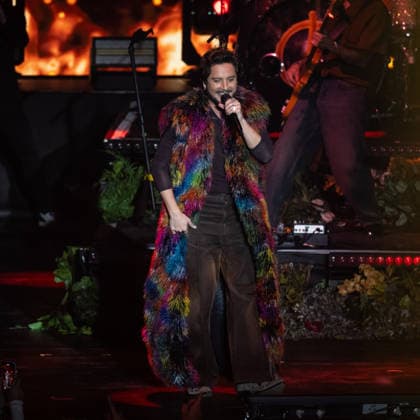 Manuel Carrasco performs in Madrid - 22 Dec 2025 Manuel Carrasco performs at a concert during the Christmas By Starlite Festival at Ifema in Madrid. Madrid Spain Copyright: xAtilanoxGarciax xSOPAxImagesx photos00589
