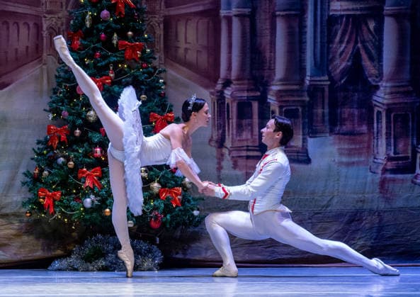 December 22, 2025, Nairobi, Nairobi, Kenya: Ballet dancers from the Moscow Regional State Academic Theatre perform at the Russian ballet gala in Nairobi on December 22, 2025 .Led by Victor Davydov,the artistic director, the dancers showcased a number of acts including dances from Act II of the ballet The Nutcracker ,White Adagio from the ballet Swan Lake as well as The Ocean and the Pearls Pas de Trois from the ballet The Little Humpbacked Horse all by Pyotr Tchaikovsky. The gala is a celebration of artistry aimed at enhancing cultural exchange. Nairobi Kenya - ZUMAm290 20251222_zip_m290_013 Copyright: xKevinxMidigox