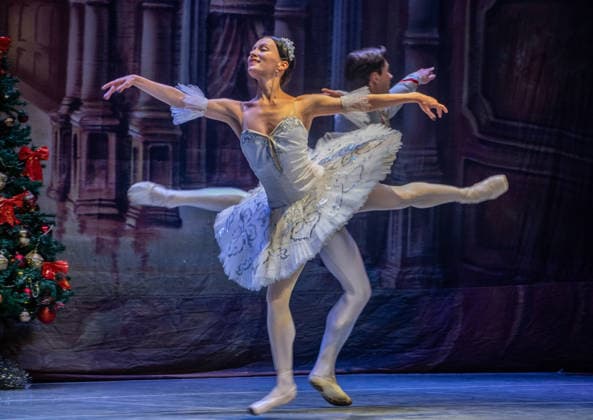 December 22, 2025, Nairobi, Nairobi, Kenya: Ballet dancers from the Moscow Regional State Academic Theatre perform at the Russian ballet gala in Nairobi on December 22, 2025 .Led by Victor Davydov,the artistic director, the dancers showcased a number of acts including dances from Act II of the ballet The Nutcracker ,White Adagio from the ballet Swan Lake as well as The Ocean and the Pearls Pas de Trois from the ballet The Little Humpbacked Horse all by Pyotr Tchaikovsky. The gala is a celebration of artistry aimed at enhancing cultural exchange. Nairobi Kenya - ZUMAm290 20251222_zip_m290_017 Copyright: xKevinxMidigox