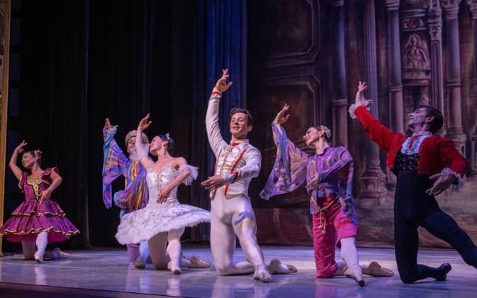 December 22, 2025, Nairobi, Nairobi, Kenya: Ballet dancers from the Moscow Regional State Academic Theatre perform at the Russian ballet gala in Nairobi on December 22, 2025 .Led by Victor Davydov,the artistic director, the dancers showcased a number of acts including dances from Act II of the ballet The Nutcracker ,White Adagio from the ballet Swan Lake as well as The Ocean and the Pearls Pas de Trois from the ballet The Little Humpbacked Horse all by Pyotr Tchaikovsky. The gala is a celebration of artistry aimed at enhancing cultural exchange. Nairobi Kenya - ZUMAm290 20251222_zip_m290_019 Copyright: xKevinxMidigox