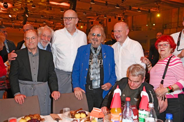 Gregor Gysi, Dieter Hallervorden, Dietmar Woidke, Frank Zander and Kai Wegner at Frank Zanders 31 Christmas party for the homeless and needy 2025 at the Estrel Convention Center Berlin, 22 12 2025 Foto:xN.xKubelkax xFuturexImagex zander_5234