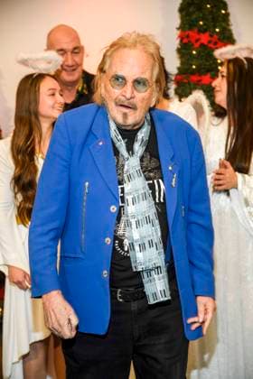 abb Frank Zander Host of the annual 31 Christmas party Christmas dinner for homeless and needy people at Estrel Convention Center amn 22 12 2025 in Berlin Berlin Germany