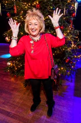 abb Stefanie Simon as guest at the 31 Frank Zander Christmas party the annual Christmas dinner for homeless people in need at the Estrel Convention Center amn 22 12 2025 in Berlin Berlin Germany