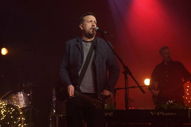 The Futureheads performing at EartH in London LONDON, ENGLAND - DECEMBER 22: Barry Hyde of ™The Futureheads™ performing at EartH on December 22, 2025 in London, England. CAP MAR MAR Great Britain Copyright: xMartinxHarris CapitalxPicturesx
