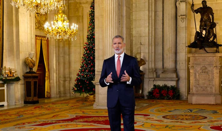 24-12-2025 Madrid King Felipe during his traditional Christmas speech at the Royal palace in Madrid, Spain. Â  Copyright: xPPEx