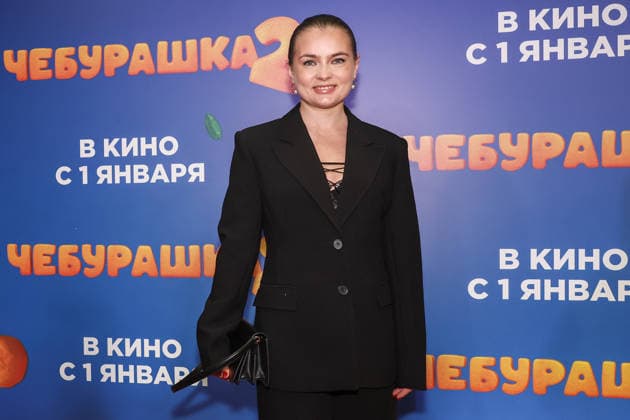 RUSSIA, MOSCOW - DECEMBER 24, 2025: Athlete, sports psychologist Oksana Yankovskaya poses on the red carpet during the premiere of the family comedy Cheburashka 2 by Dmitry Dyachenko at the KARO 11 Oktyabr cinema on Novy Arbat Street (New Arbat Avenue). Valery Sharifulin TASS  86692441