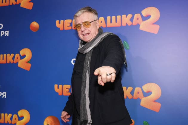 RUSSIA, MOSCOW - DECEMBER 24, 2025: Composer Grigory Gladkov poses on the red carpet during the premiere of the family comedy Cheburashka 2 by Dmitry Dyachenko at the KARO 11 Oktyabr cinema on Novy Arbat Street (New Arbat Avenue). Valery Sharifulin TASS  86692583