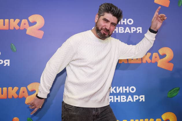 RUSSIA, MOSCOW - DECEMBER 24, 2025: Actor Karen Arutyunov poses on the red carpet during the premiere of the family comedy Cheburashka 2 by Dmitry Dyachenko at the KARO 11 Oktyabr cinema on Novy Arbat Street (New Arbat Avenue). Valery Sharifulin TASS  86692831