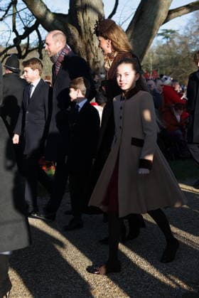. 25 12 2025. Sandringham , United Kingdom. UK Royals led by King Charles III and Queen Camilla , at the Christmas Day church service at Sandringham, United Kingdom,  xStephenxLockx xi-Imagesx IIM-26475-0002