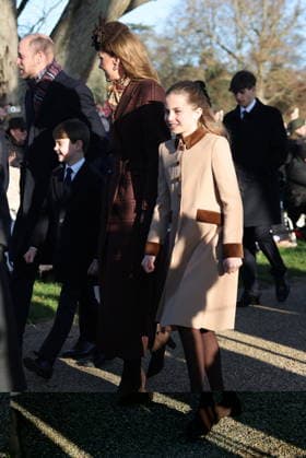 . 25 12 2025. Sandringham , United Kingdom. UK Royals led by King Charles III and Queen Camilla , at the Christmas Day church service at Sandringham, United Kingdom,  xStephenxLockx xi-Imagesx IIM-26475-0004