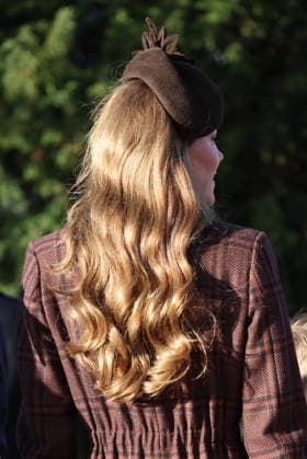 . 25 12 2025. Sandringham , United Kingdom. UK Royals led by King Charles III and Queen Camilla , at the Christmas Day church service at Sandringham, United Kingdom,  xStephenxLockx xi-Imagesx IIM-26475-0005