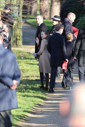 . 25 12 2025. Sandringham , United Kingdom. UK Royals led by King Charles III and Queen Camilla , at the Christmas Day church service at Sandringham, United Kingdom,  xStephenxLockx xi-Imagesx IIM-26475-0007