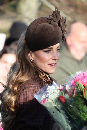 . 25 12 2025. Sandringham , United Kingdom. UK Royals led by King Charles III and Queen Camilla , at the Christmas Day church service at Sandringham, United Kingdom,  xStephenxLockx xi-Imagesx IIM-26475-0017