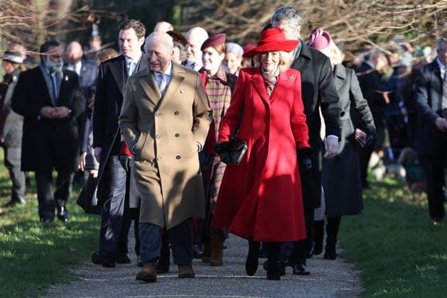 . 25 12 2025. Sandringham , United Kingdom. UK Royals led by King Charles III and Queen Camilla , at the Christmas Day church service at Sandringham, United Kingdom,  xStephenxLockx xi-Imagesx IIM-26475-0020