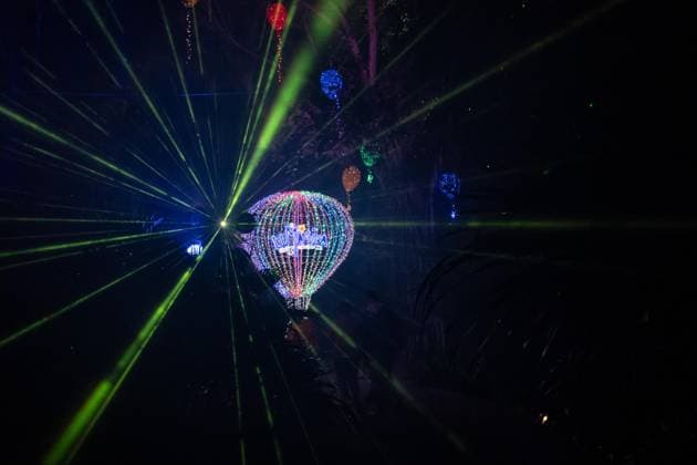 December 25, 2025, Bronx, New York, USA: People attend LUMAGICA Holidays light show at Yarkon Park in Tel Aviv, Israel on Christmas Day - December 25, 2025. Bronx USA - ZUMAr339 20251225_znp_r339_016 Copyright: xLevxRadinx