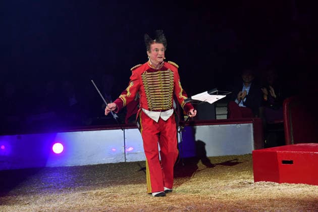 Show Premiere Winter Season 2025 Circus Krone Ich Du, Wir Krone Manege Kronebau Munich December 25, 2025