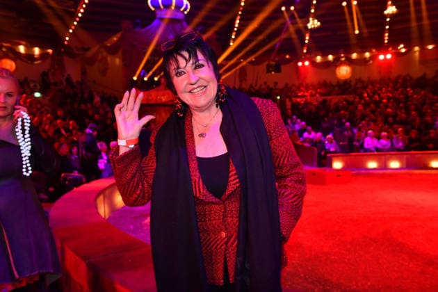 Uschi Ackermann Premiere winter season 2025 Circus Krone Ich Du, Wir Krone Manege Kronebau Munich December 25, 2025