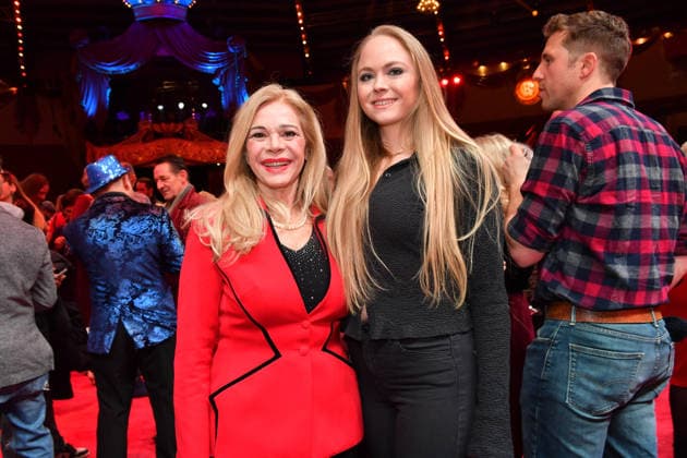 Julia Kent with daughter Premiere winter season 2025 Circus Krone Ich Du, Wir Krone Manege Krone Munich December 25, 2025
