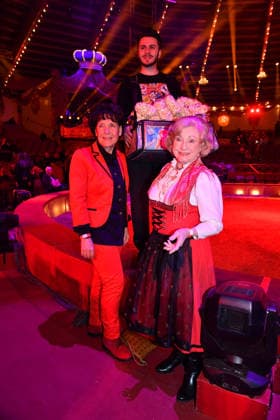 Gerda Steiner and Margot Hellwig Premiere winter season 2025 Circus Krone Ich Du, Wir Krone Manege Kronebau Munich December 25, 2025