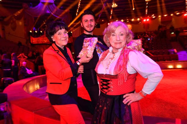 Gerda Steiner and Margot Hellwig Premiere winter season 2025 Circus Krone Ich Du, Wir Krone Manege Kronebau Munich December 25, 2025