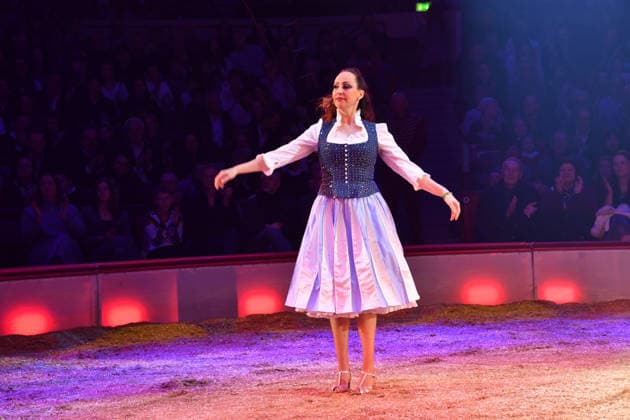 Jana Mandana Lacey Krone Show Premiere Winter Season 2025 Circus Krone Ich Du, Wir Krone Manege Kronebau Munich December 25, 2025