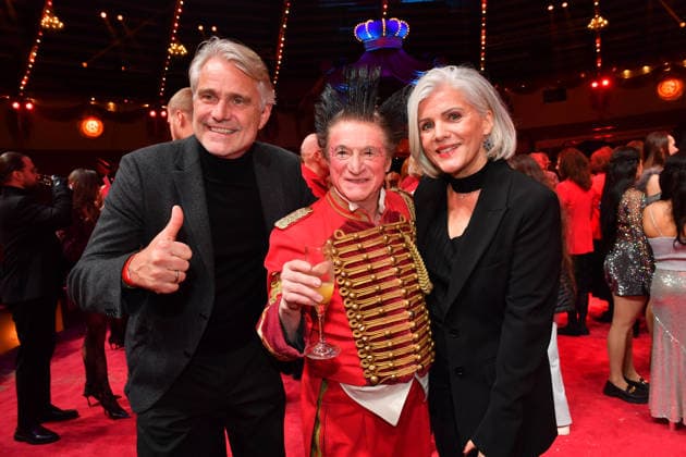 Birgit Schrowange with husband Frank Sporthelfer Premiere winter season 2025 Circus Krone Ich Du, Wir Krone Manege Kronebau Munich December 25, 2025